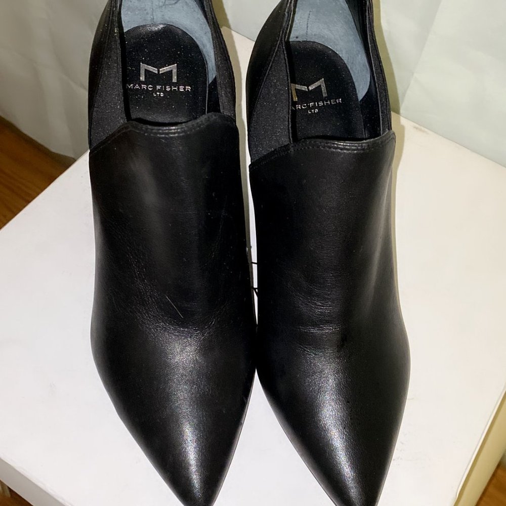 Shoes - Picture 2 of 6